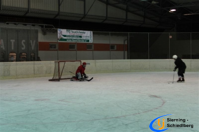 2012_Eishockeyspiel_63