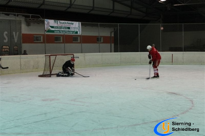 2012_Eishockeyspiel_64